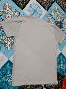 Gap T Shirt Size L