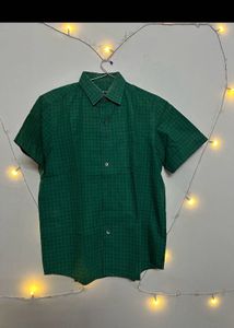 Checked Men&#39;s Shirt