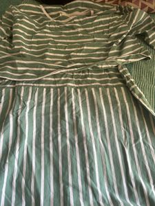 3 Pc Maternity And Feeding Gown