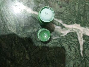 Green Colour Mask For Brightness Of Facemedi