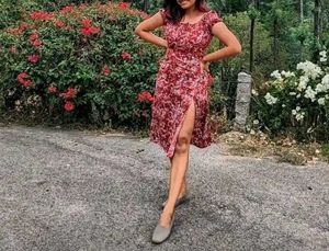 Floral Sweetheart Midi Dress