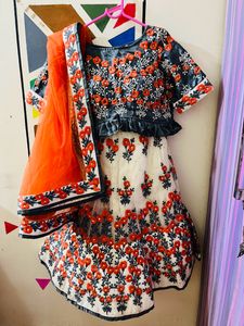 Lehanga Choli With Dupatta