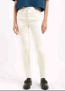 COMBO OF TRENDY TOPS WITH JEANS