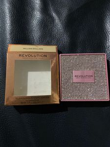 ✨ Revolution Bling Highlighter ✨