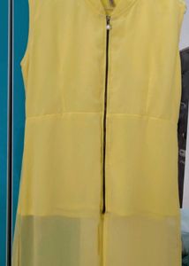 Chic Yellow Sleeveless Dress