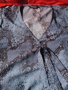 Stylish Blue Animal Print Top