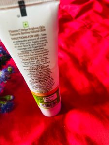 Mamaearth vitamin C Daily Glow Facecream