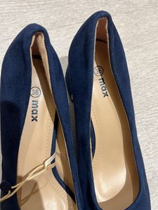 Max Blue Belly With Heels