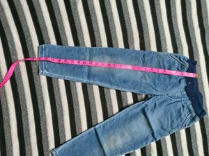 Zudio Pants- set of 2 for 5 to 6 yrs old