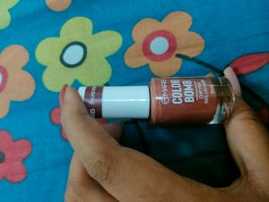 Sanfe Razor &amp; Nailpaints (2) Combo