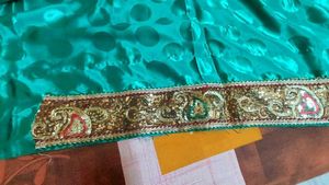 stylish Glossy saree