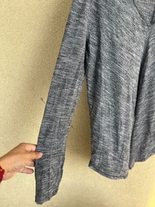 Gray GAP Long Sleeve Top