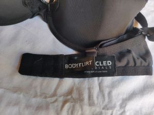 Body Flirt Innerwear