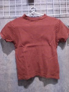 Vintage Style Ribbed Striped T-Shirt – Casual Wear