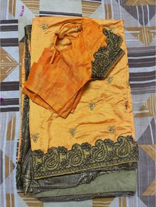 Designer Saree With Blouse