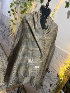 Burberry Semi Winter Shawl