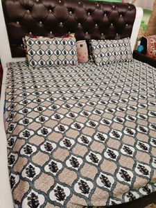 Patterned Bedding Set