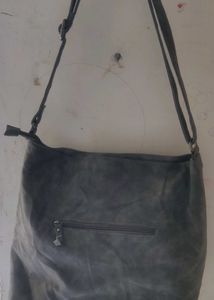 GREY SHOULDER BAG