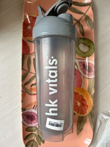 2 HK Vitals protein shakers 💪🏻