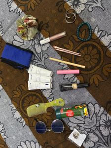 Cosmetics Organiser