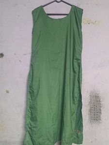 Green Embroidered Kurta