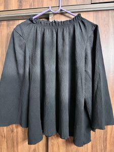 FIG Elegant Black Ballon Top