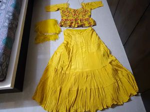 New Yellow Crop Top