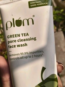 Plum Green Tea Face Wash