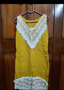 COMBO BRANDED KURTIS