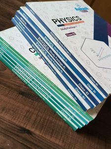 Aakash Class 11th Physics and Chemistry Books