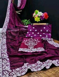 Beautiful saree 😍😍