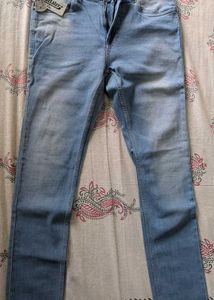 Roadster Light Wash Jeans