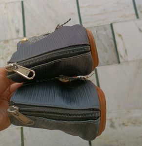 Embellished grey Flats