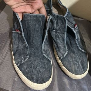 Levi&#39;s Original Denim Slip-On Shoes