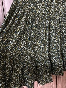 Green Wrinkle Free Gown