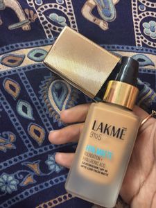 Lakme 9to5 Foundation