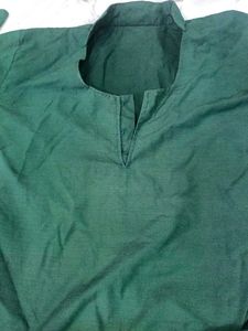 Green Tunic with White Dupatta (Kameez)