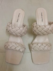 New Unused Branded High Hill