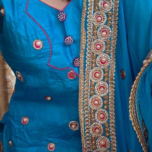 Heavy Dupatta Suit For Party Wear 💙