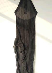 Chic Black Ruffle Detail Dress