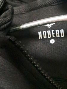 Nobero Plain Zipper Hoodie
