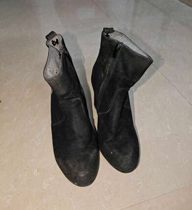 Floral Embroidered Ankle Boots