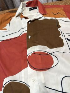 ROAR FOX Abstract Print Shirt - Size M