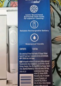 Oral B Vitality Model With Travel Case