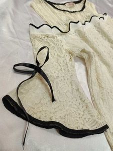 Open Shoulder Black&amp;White Laced Formal Top