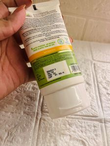 Mamaearth hydragel Indian sunscreen