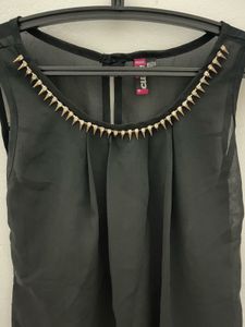 Sleeveless Top