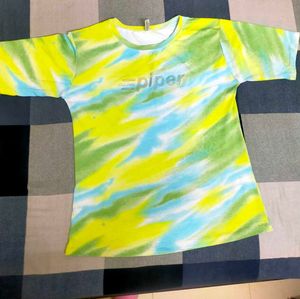 2 T Shirts