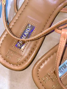 Flats for girls| Sandals| Stylish Flats| Modern Sandals| Footwear For Girls| Trendy Footwear