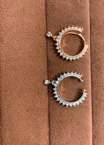 Dangling Diamond Noes Ring